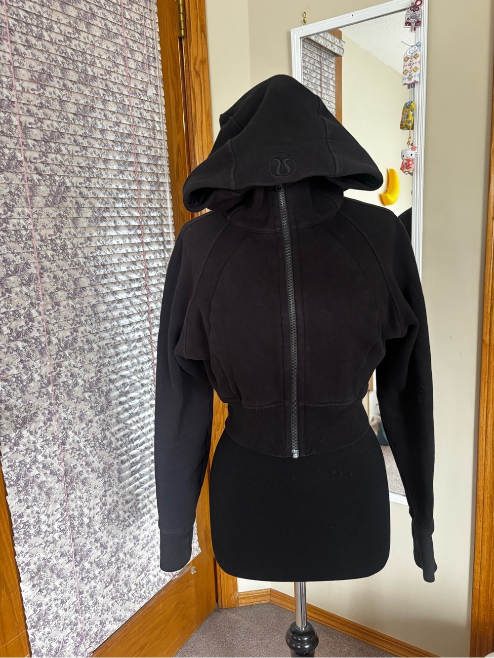 lululemon athletica Cropped Black Fleece-Lined Hoodie